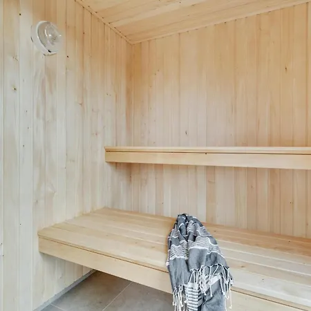 Сasa de vacaciones Cozy In With Sauna *